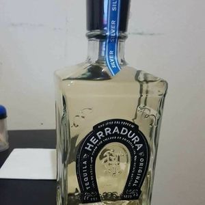 Meet your Posher, Lele